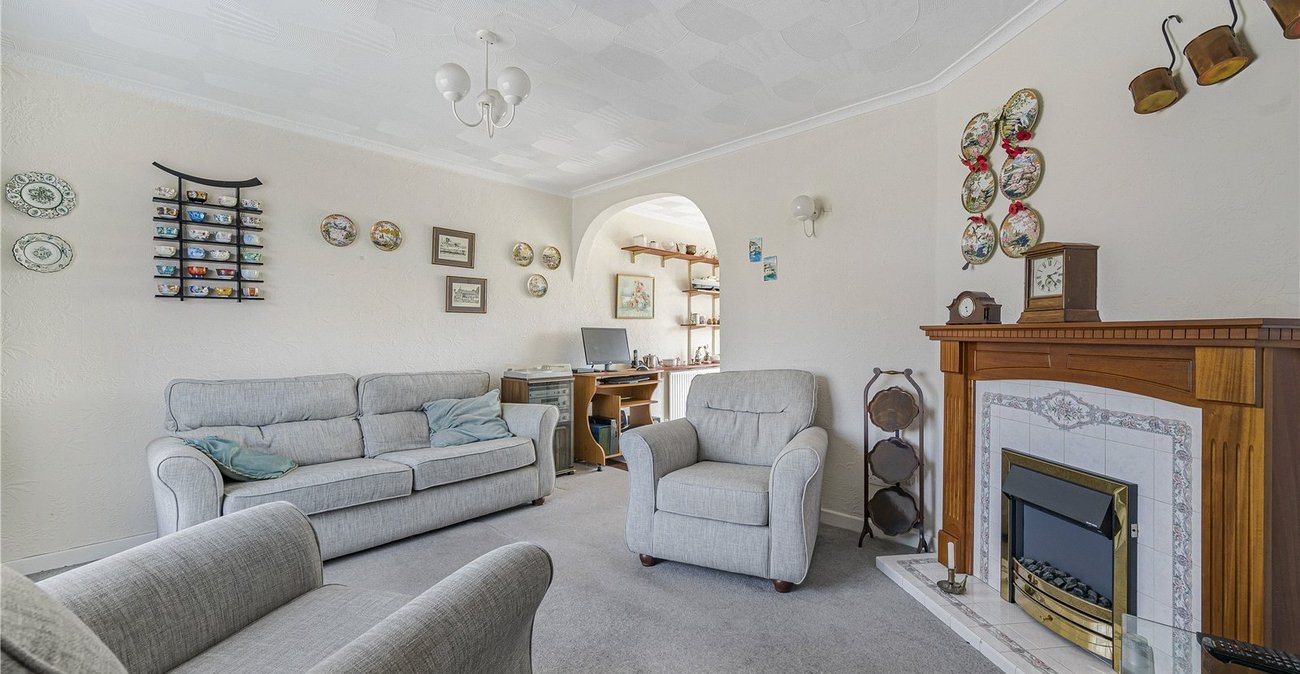 3 bedroom house for sale in Higham | Robinson Michael & Jackson