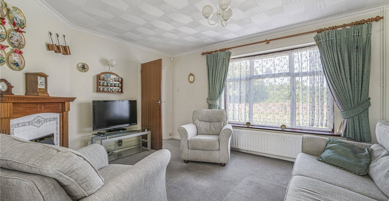 3 bedroom house for sale in Higham | Robinson Michael & Jackson