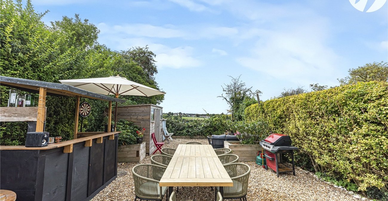 3 bedroom house for sale in Horton Kirby | Robinson Jackson