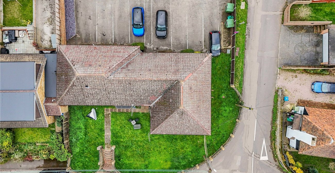 1 bedroom property for sale in Horton Kirby | Robinson Jackson