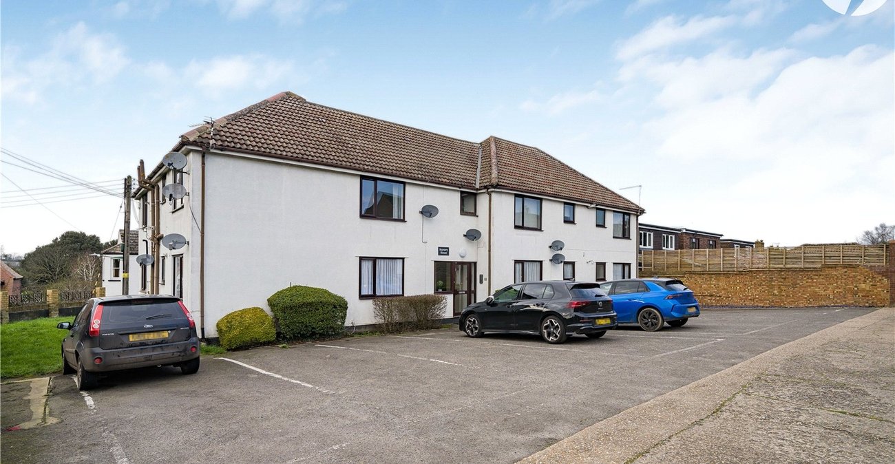 1 bedroom property for sale in Horton Kirby | Robinson Jackson