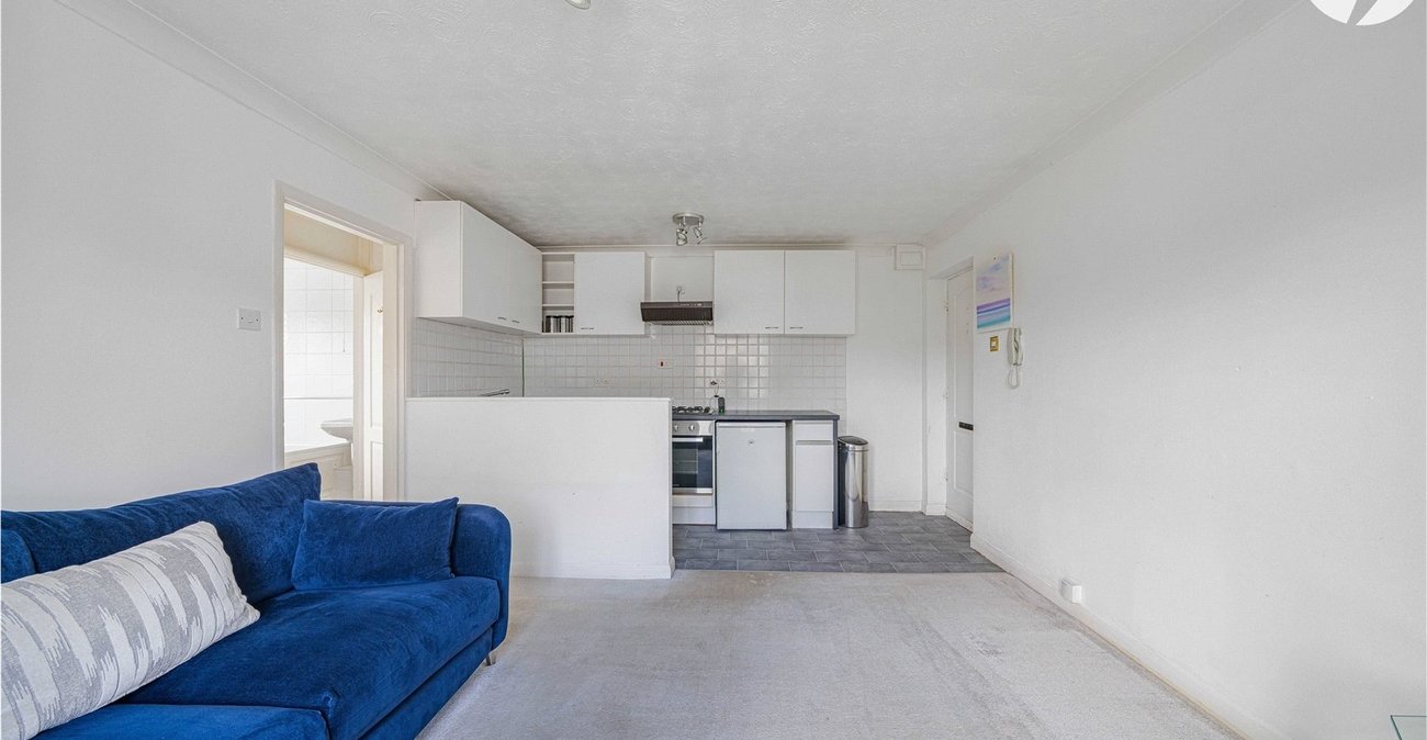 1 bedroom property for sale in Horton Kirby | Robinson Jackson