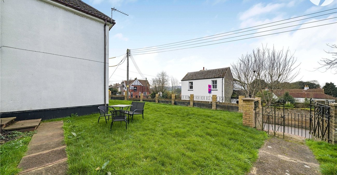 1 bedroom property for sale in Horton Kirby | Robinson Jackson