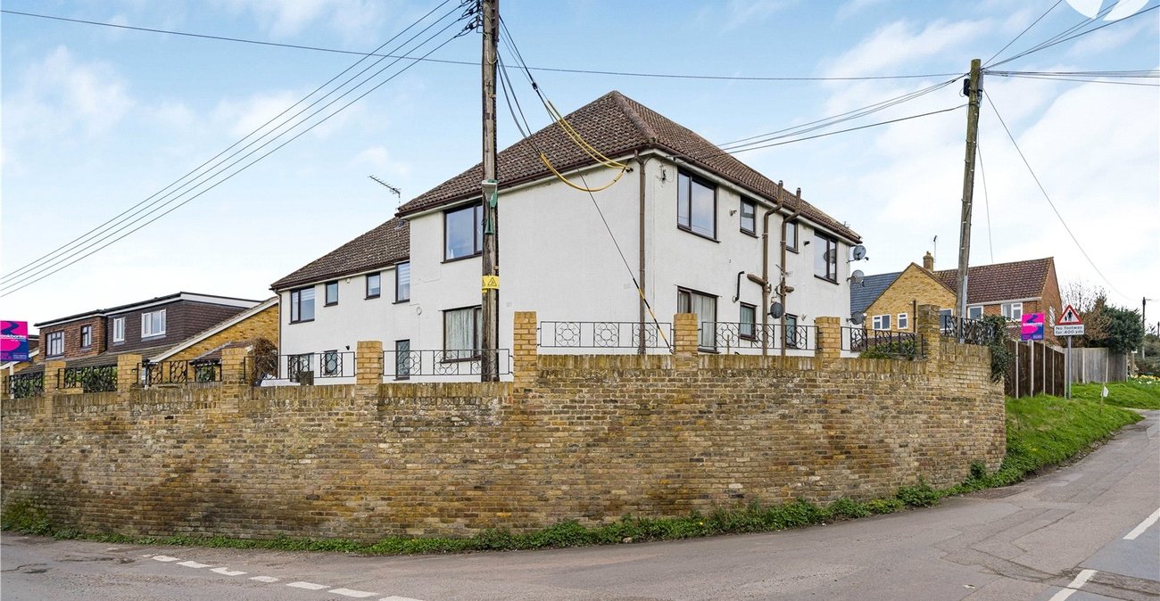 1 bedroom property for sale in Horton Kirby | Robinson Jackson