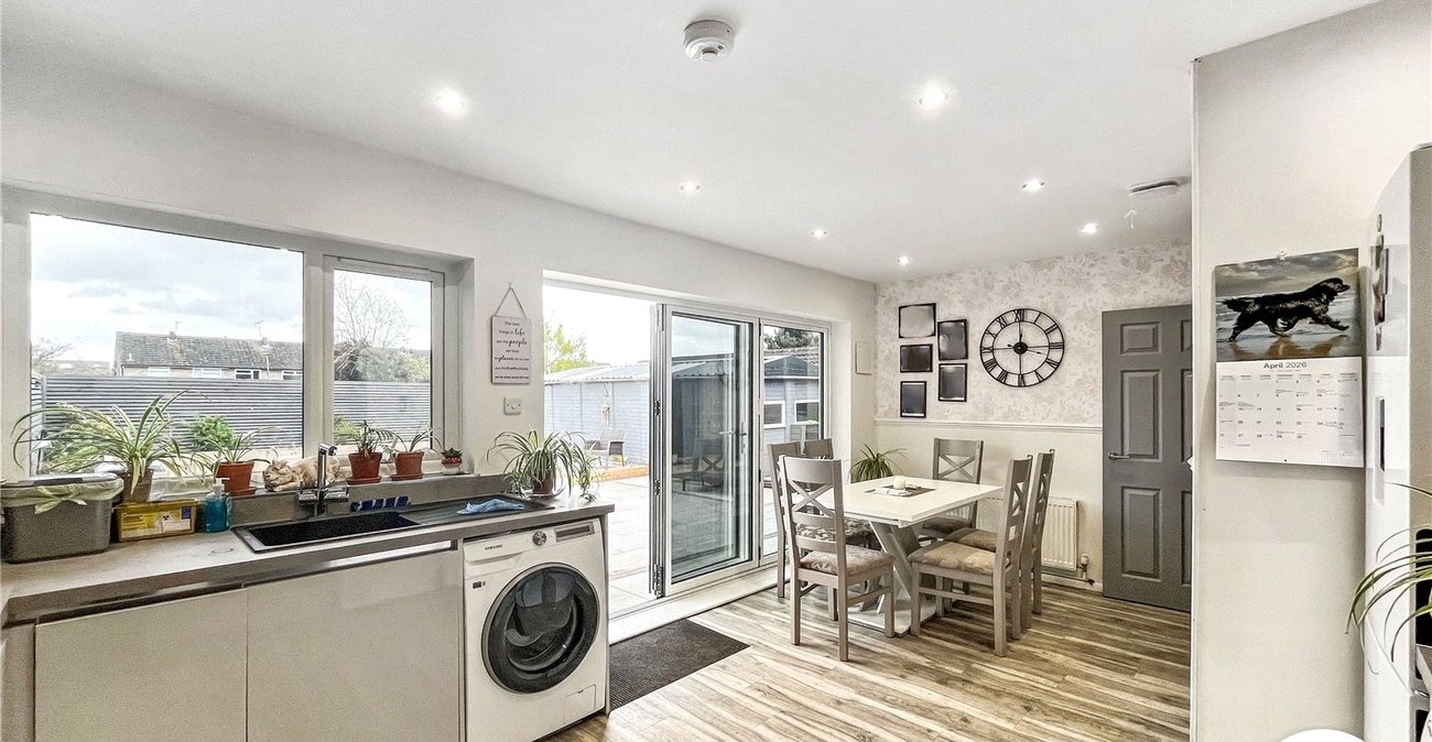 2 bedroom bungalow for sale in Lower Halstow | Robinson Michael & Jackson