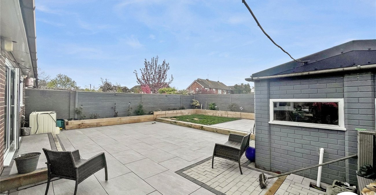 2 bedroom bungalow for sale in Lower Halstow | Robinson Michael & Jackson