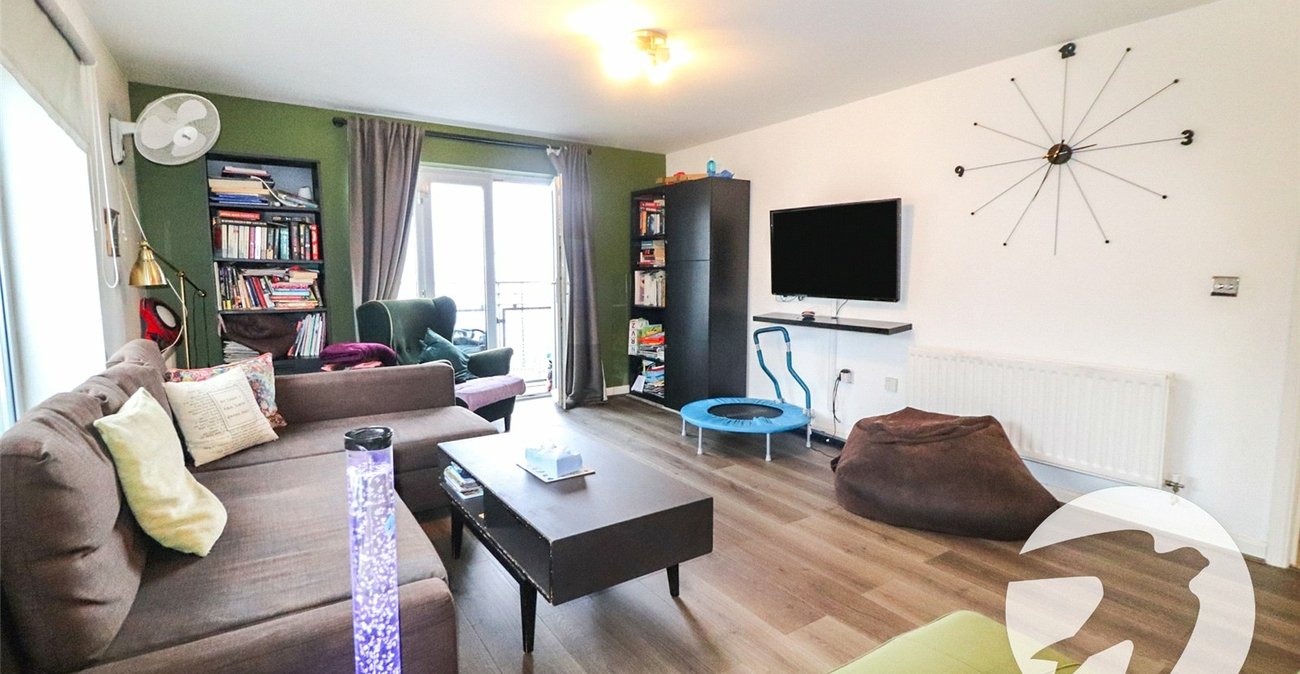 2 bedroom property for sale in Chichester Wharf | Robinson Jackson