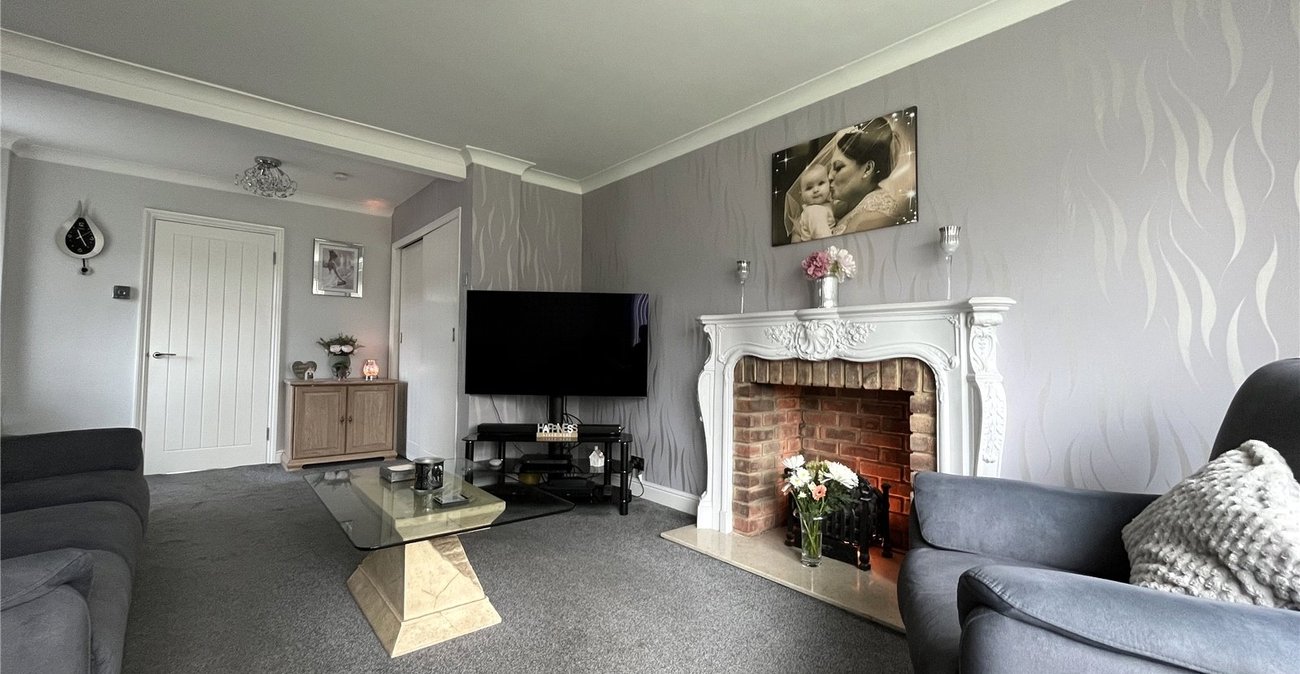 3 bedroom house for sale in Walderslade | Robinson Michael & Jackson