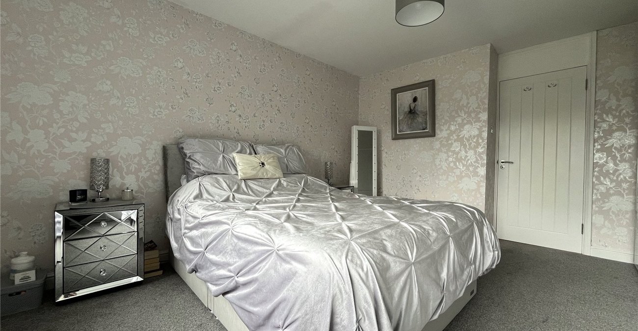 3 bedroom house for sale in Walderslade | Robinson Michael & Jackson