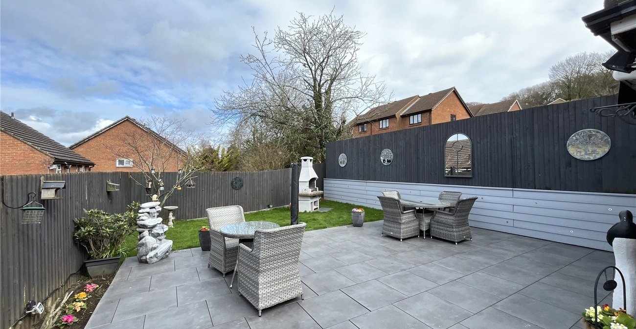 3 bedroom house for sale in Walderslade | Robinson Michael & Jackson