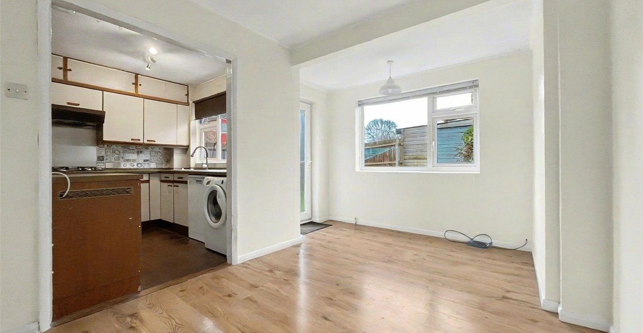 3 bedroom house for sale in Rainham | Robinson Michael & Jackson