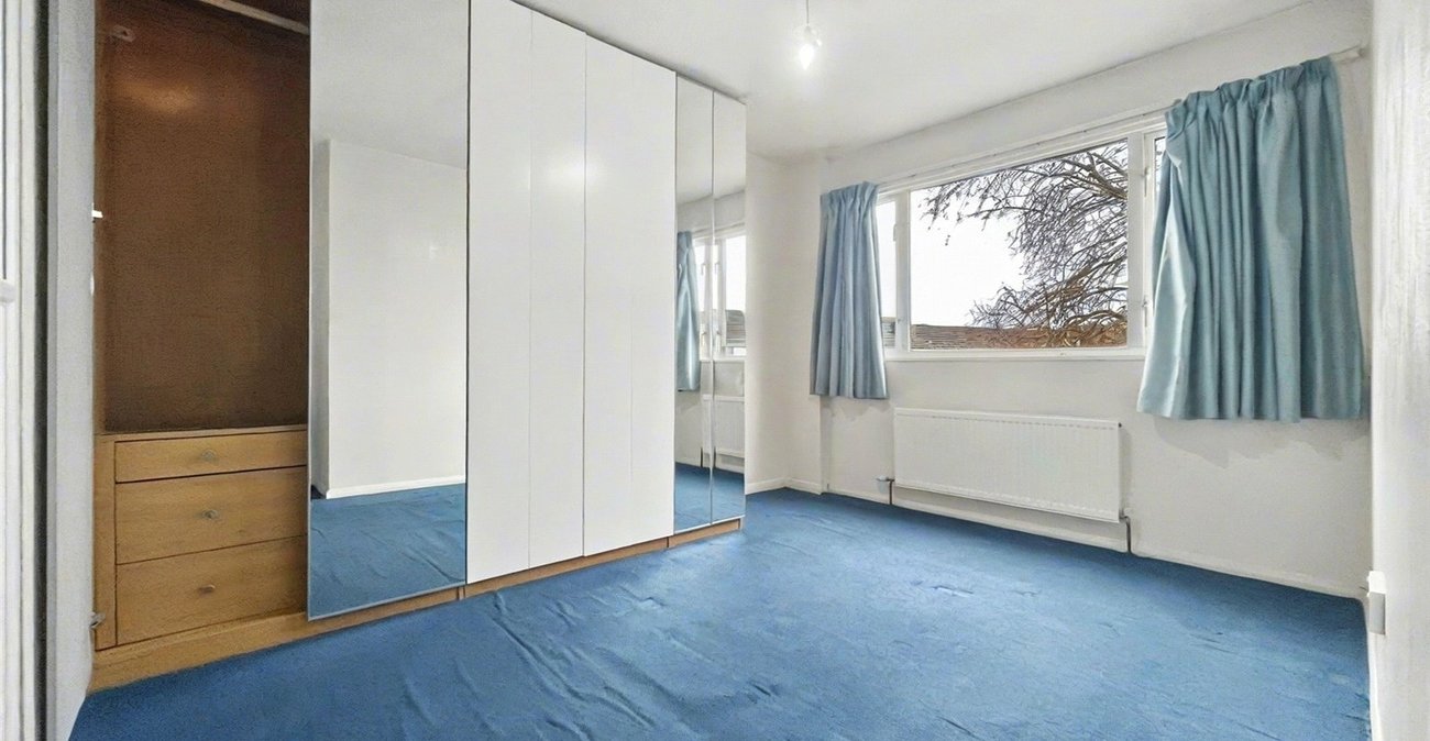 3 bedroom house for sale in Rainham | Robinson Michael & Jackson