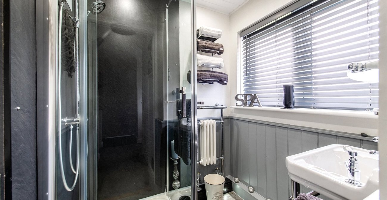 3 bedroom house for sale in Gravesend | Robinson Michael & Jackson