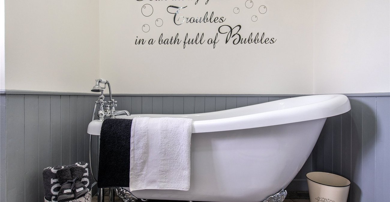 3 bedroom house for sale in Gravesend | Robinson Michael & Jackson