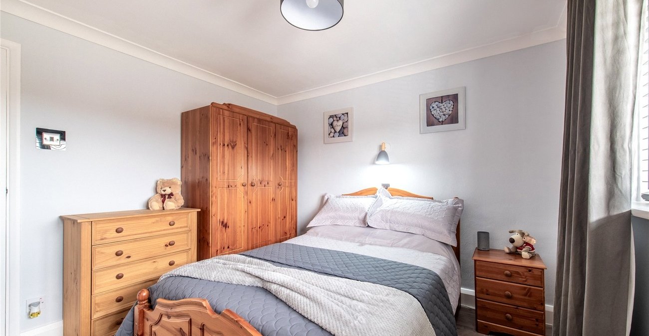 3 bedroom house for sale in Gravesend | Robinson Michael & Jackson