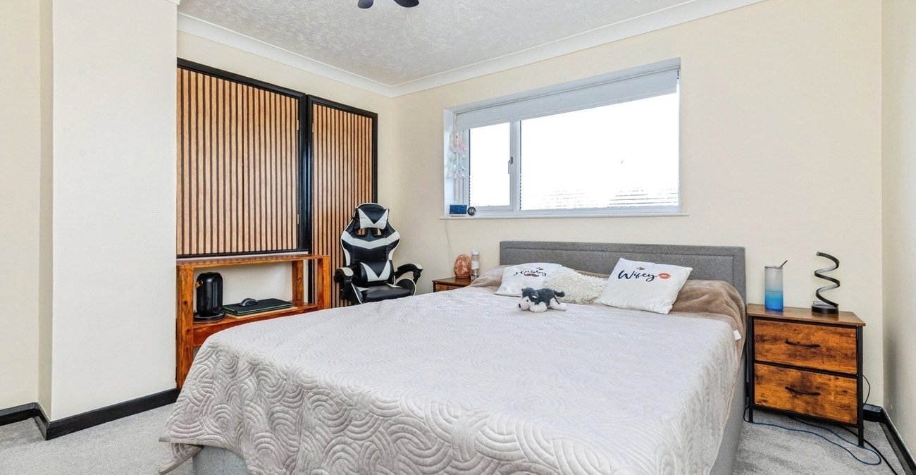 3 bedroom house for sale in Rochester | Robinson Michael & Jackson