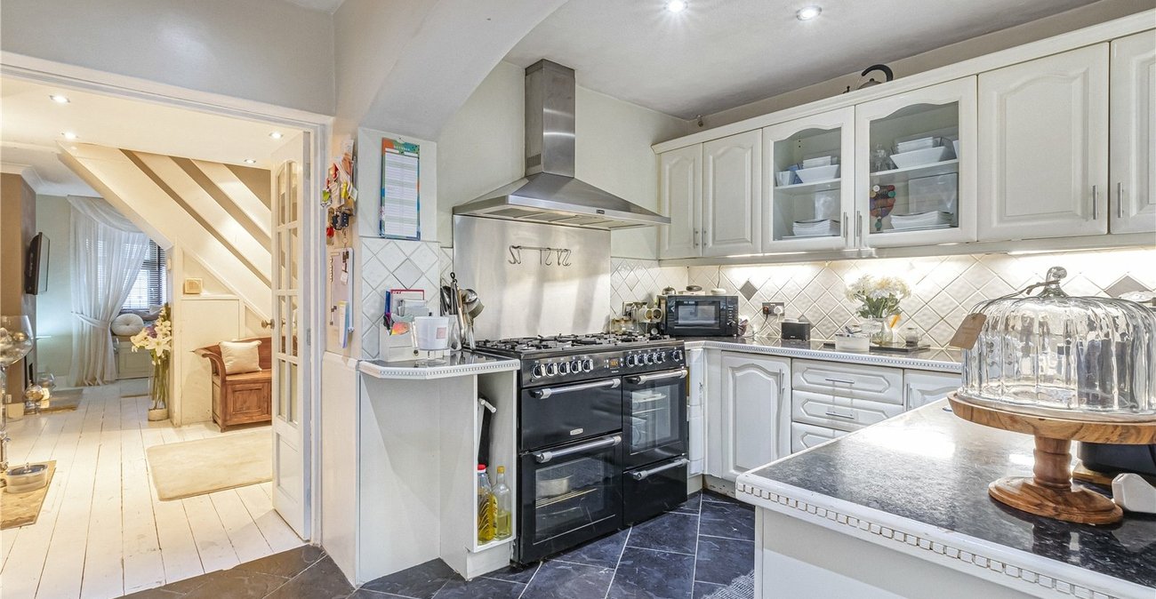 4 bedroom house for sale in Welling | Robinson Jackson