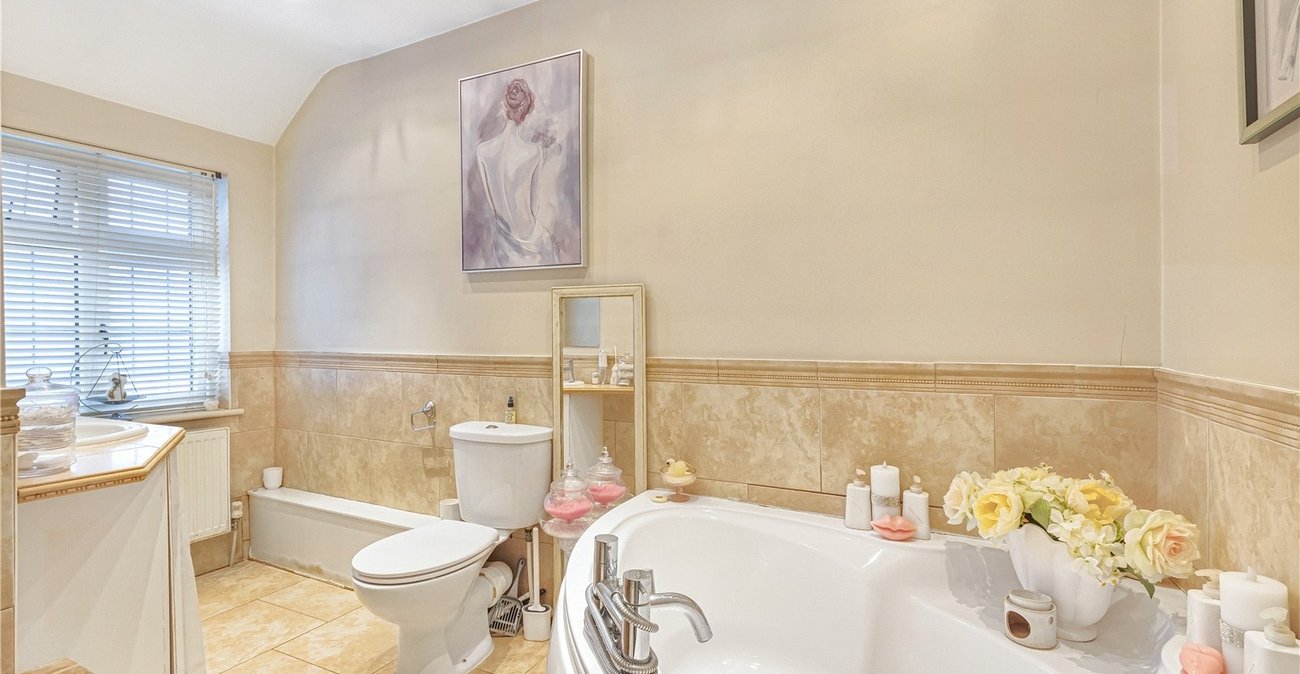 4 bedroom house for sale in Welling | Robinson Jackson