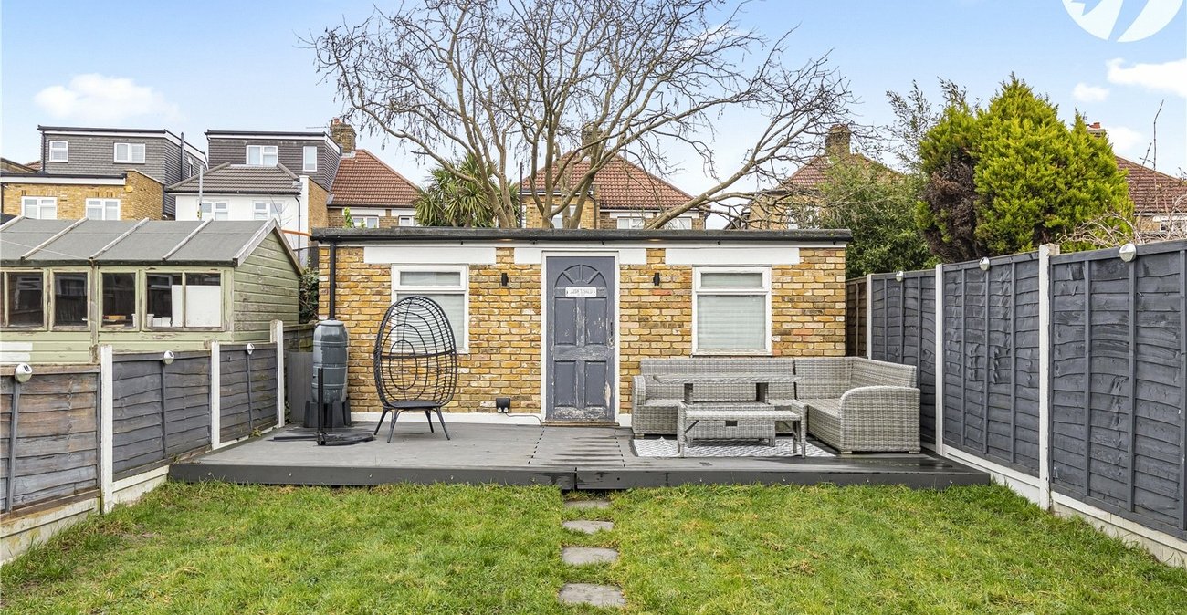 3 bedroom house for sale in Welling | Robinson Jackson