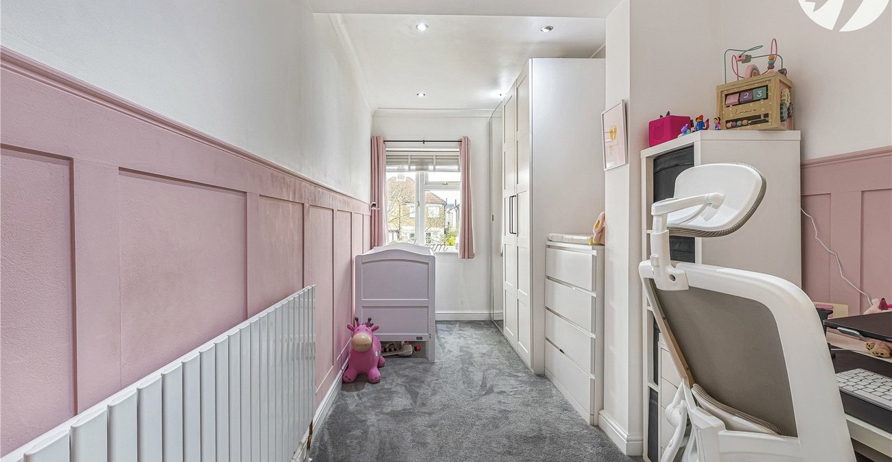 3 bedroom house for sale in Welling | Robinson Jackson