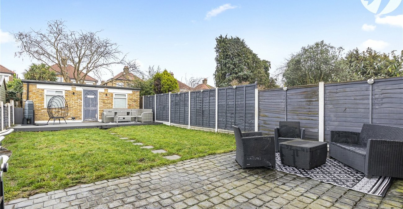 3 bedroom house for sale in Welling | Robinson Jackson