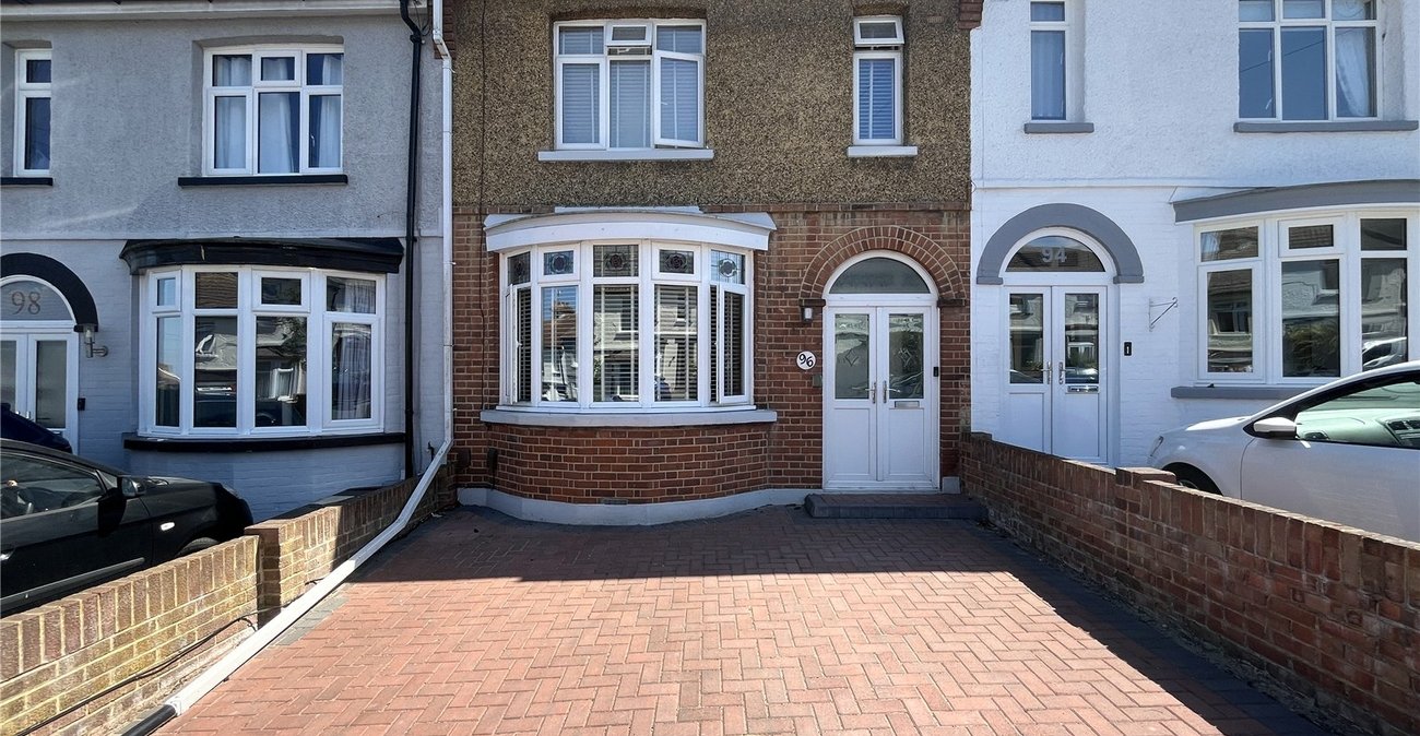 3 bedroom house for sale in Gillingham | Robinson Michael & Jackson