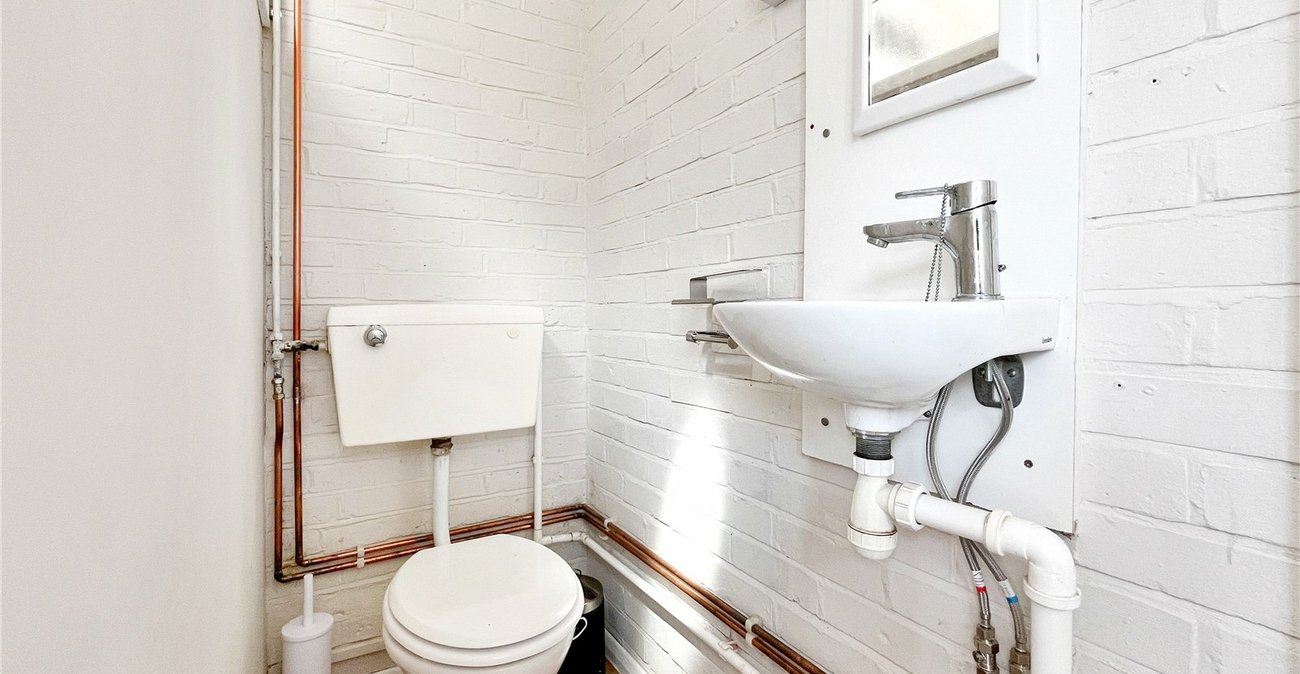 3 bedroom house for sale in Gillingham | Robinson Michael & Jackson