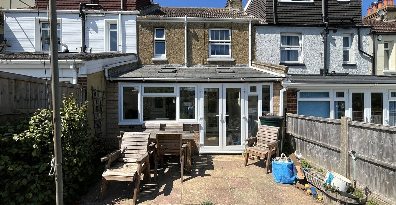 3 bedroom house for sale in Gillingham | Robinson Michael & Jackson