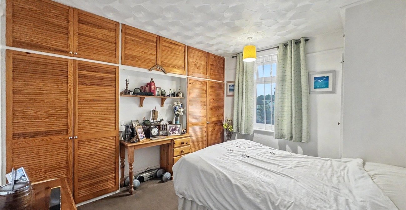 5 bedroom house for sale in Gillingham | Robinson Michael & Jackson