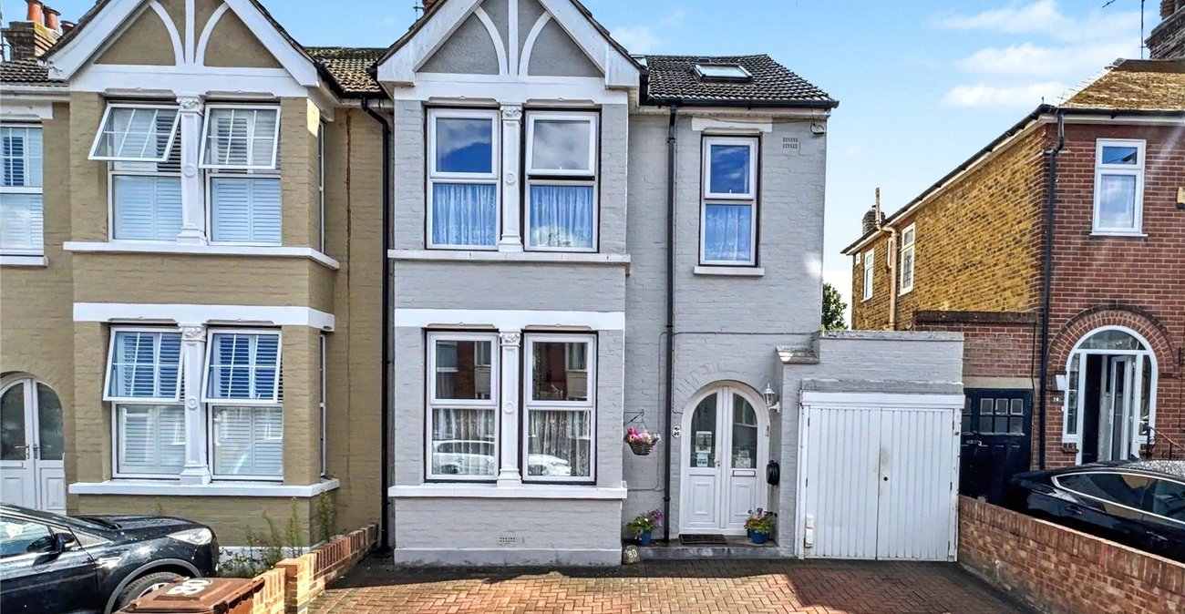 5 bedroom house for sale in Gillingham | Robinson Michael & Jackson