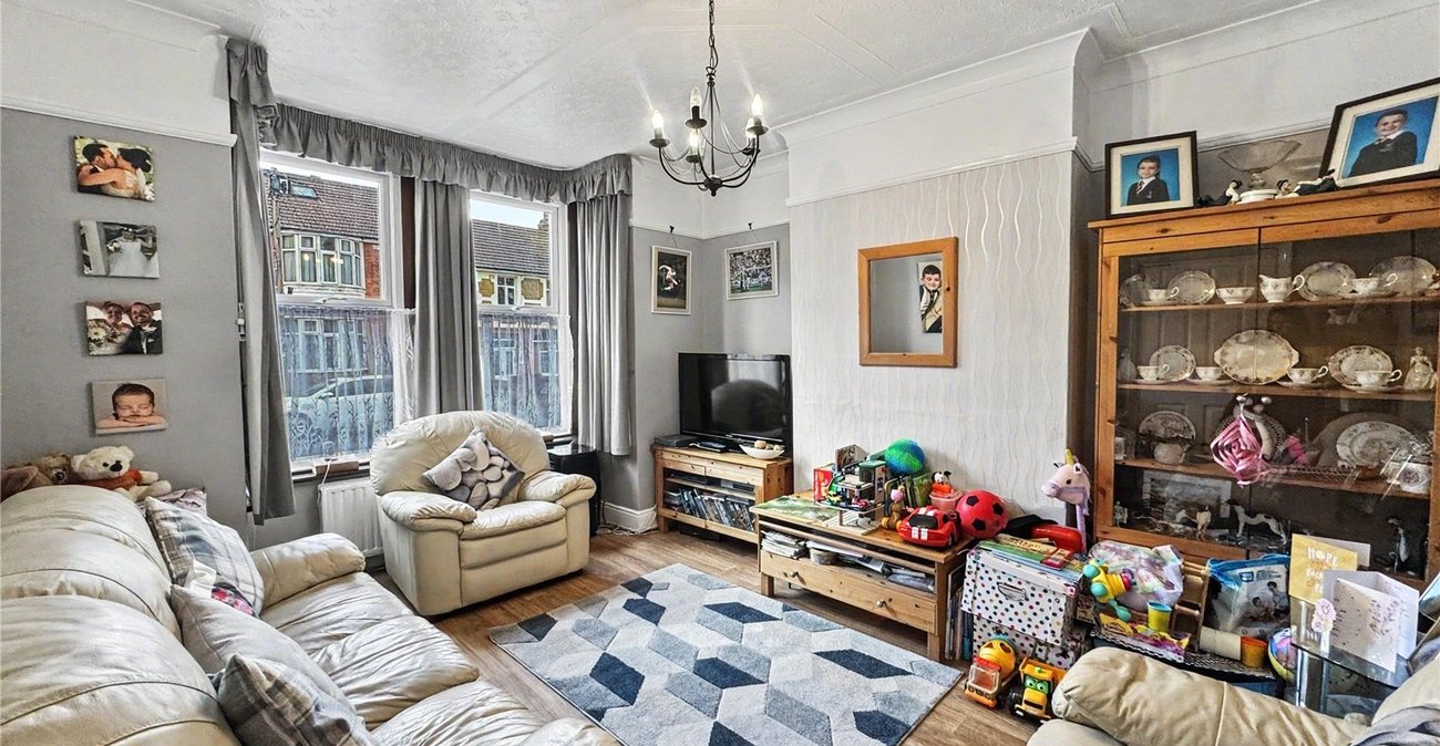 5 bedroom house for sale in Gillingham | Robinson Michael & Jackson