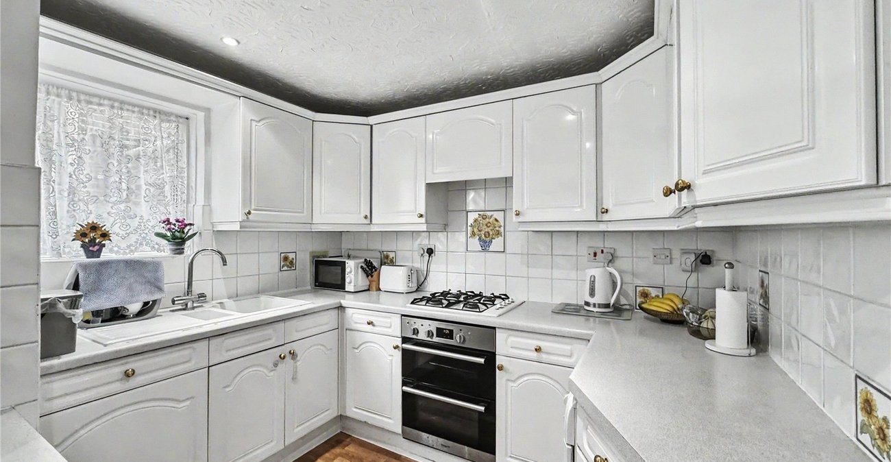 5 bedroom house for sale in Gillingham | Robinson Michael & Jackson