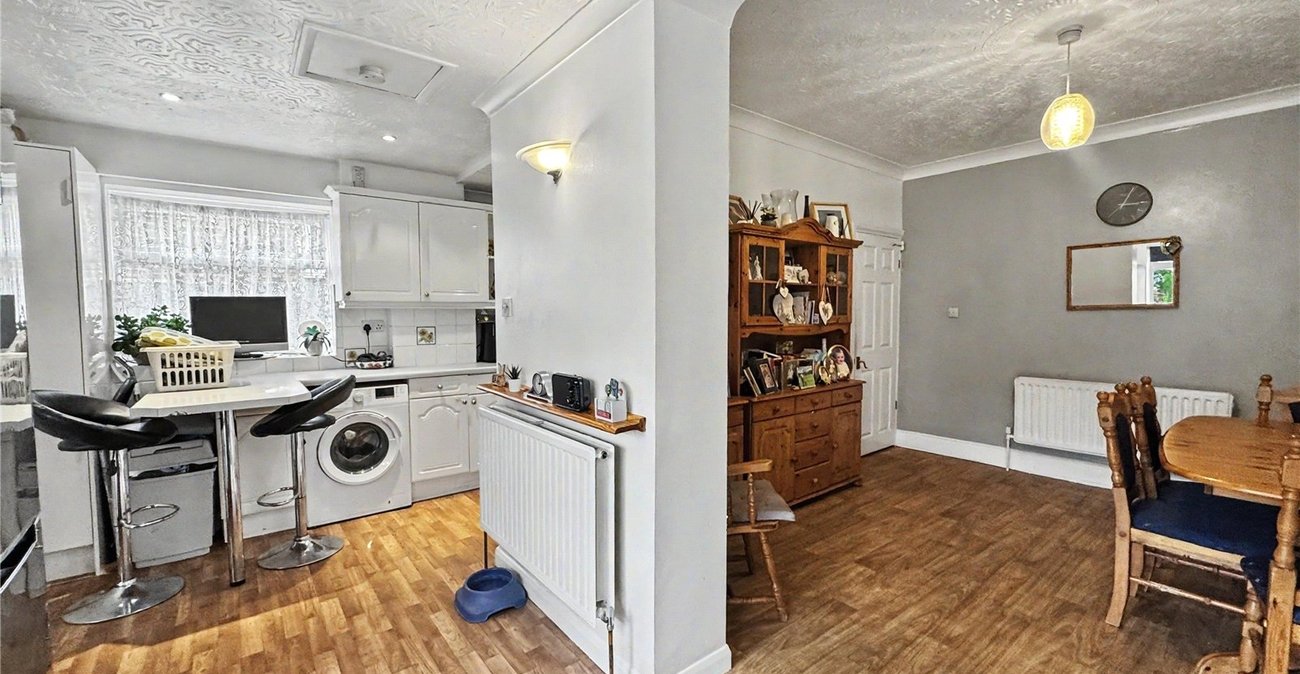 5 bedroom house for sale in Gillingham | Robinson Michael & Jackson