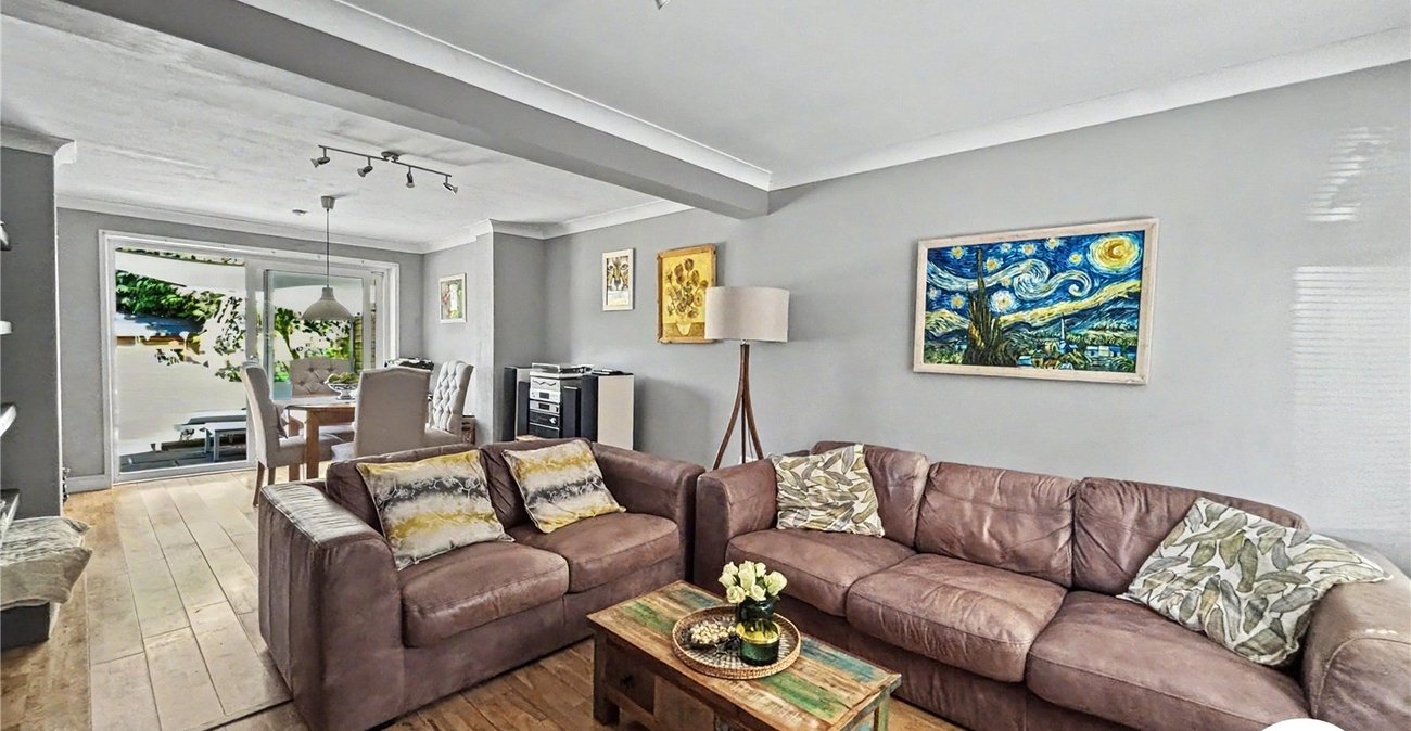2 bedroom house for sale in Weedswood | Robinson Michael & Jackson