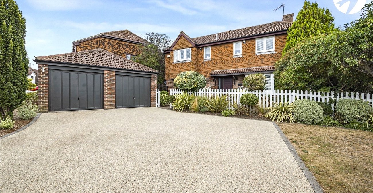 4 bedroom house for sale in Swanley | Robinson Jackson