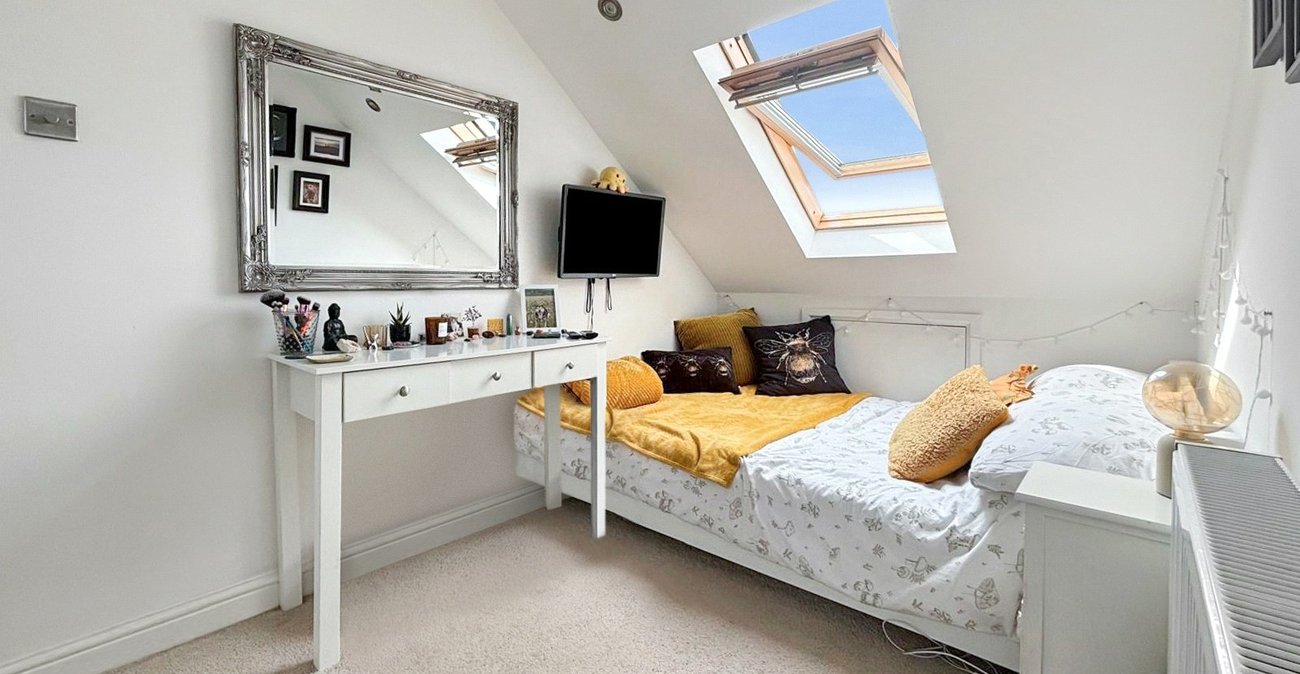 4 bedroom bungalow for sale in Bexley | Robinson Jackson