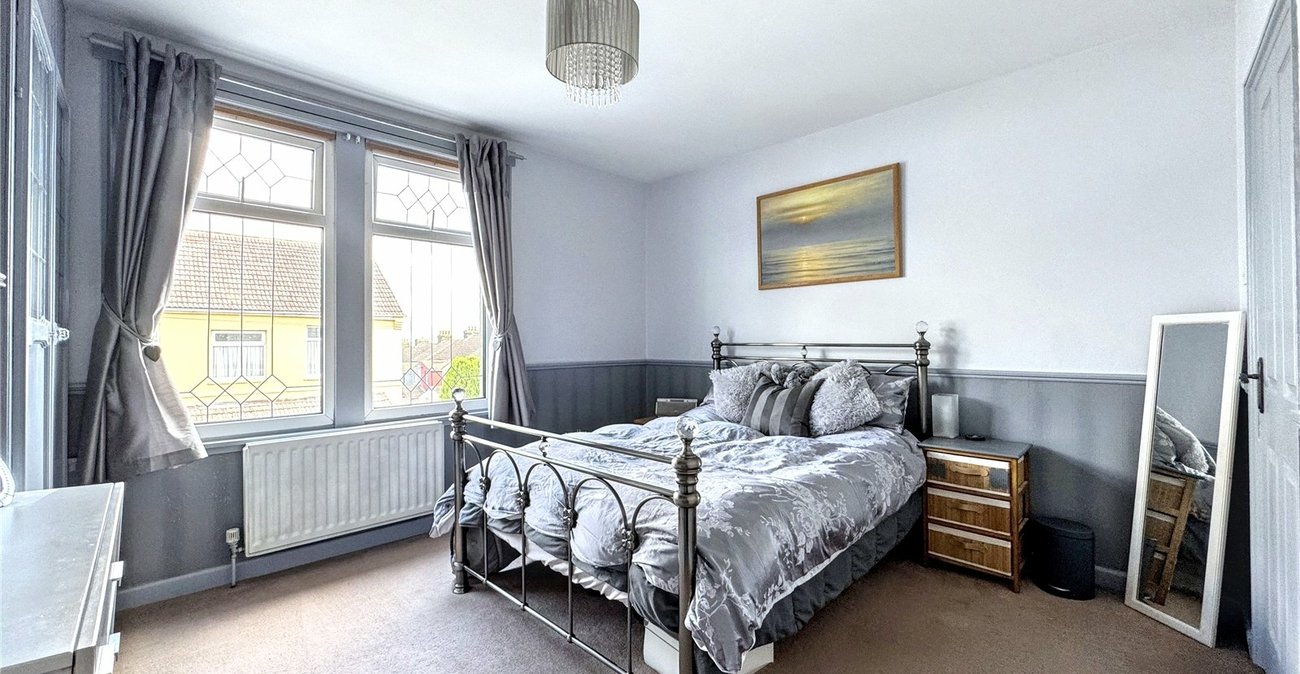 3 bedroom house for sale in Gillingham | Robinson Michael & Jackson