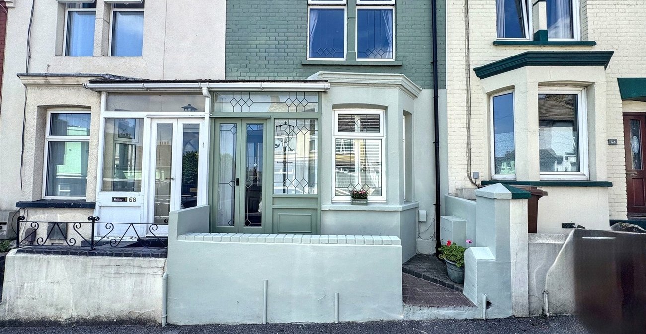 3 bedroom house for sale in Gillingham | Robinson Michael & Jackson