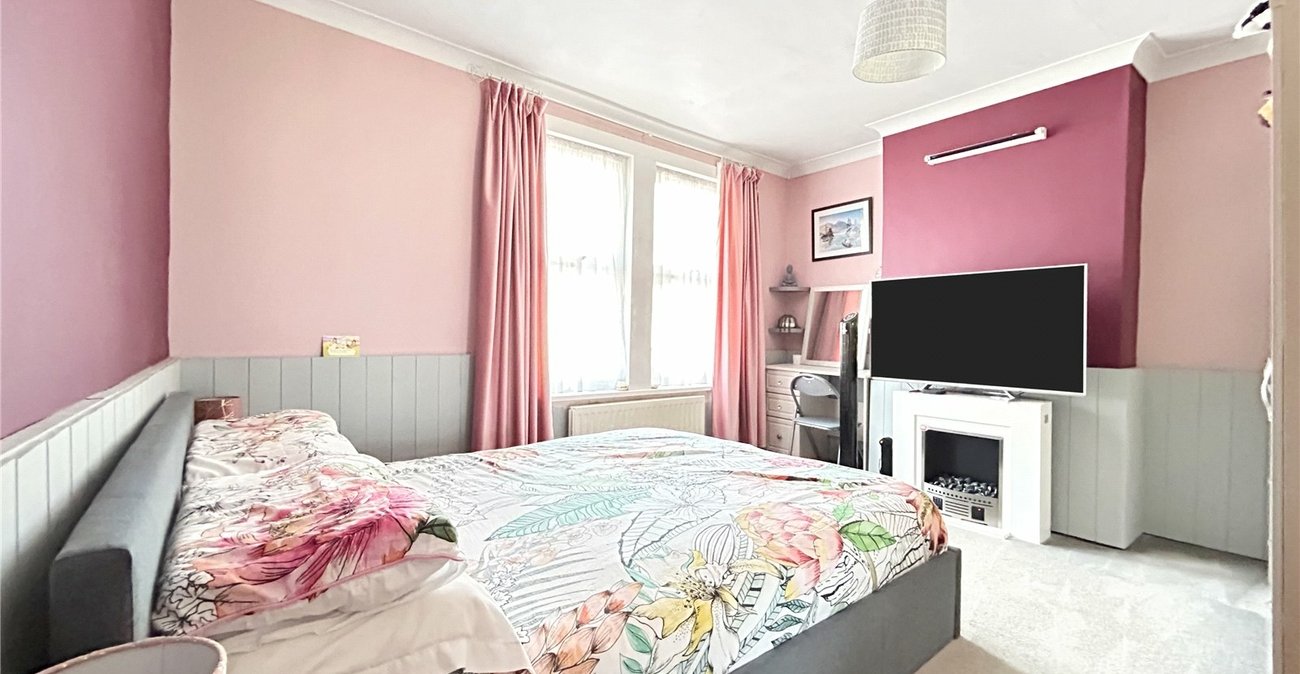 3 bedroom house for sale in Gillingham | Robinson Michael & Jackson