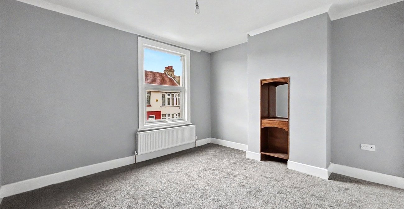 2 bedroom house for sale in Gillingham | Robinson Michael & Jackson
