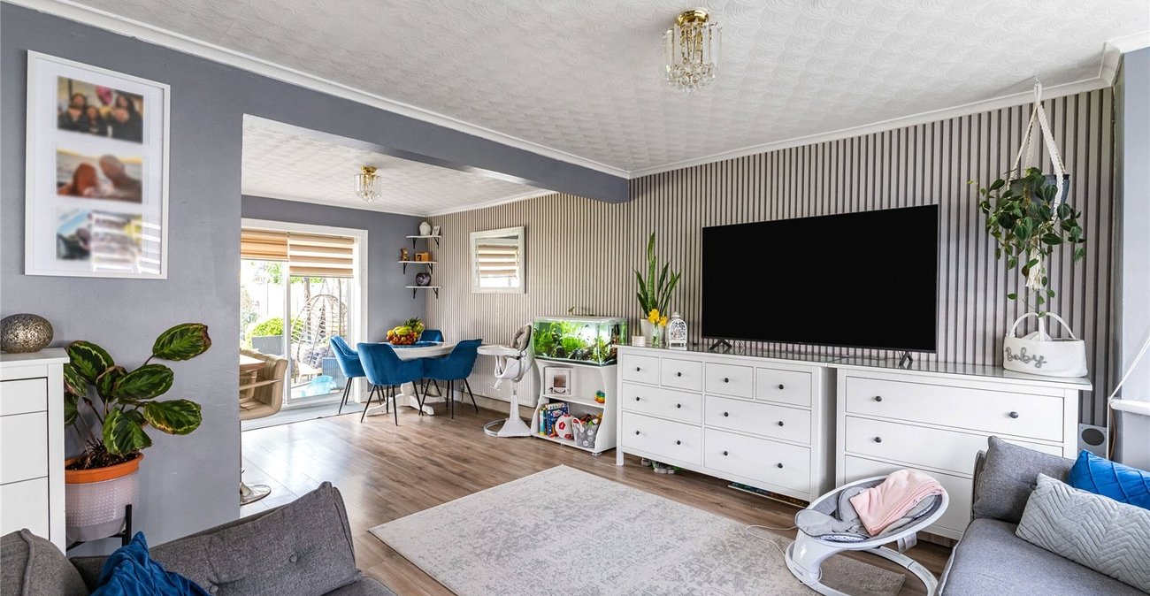 3 bedroom house for sale in South Welling | Robinson Jackson