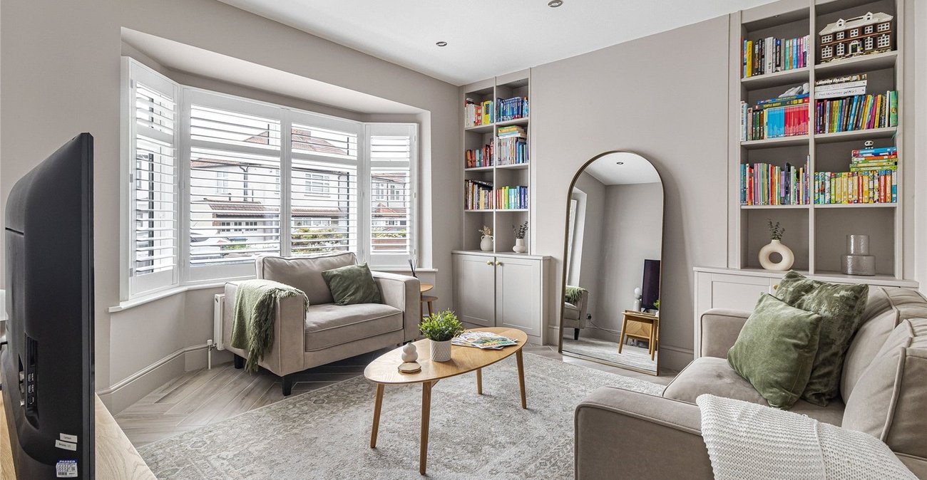 5 bedroom house for sale in South Welling | Robinson Jackson