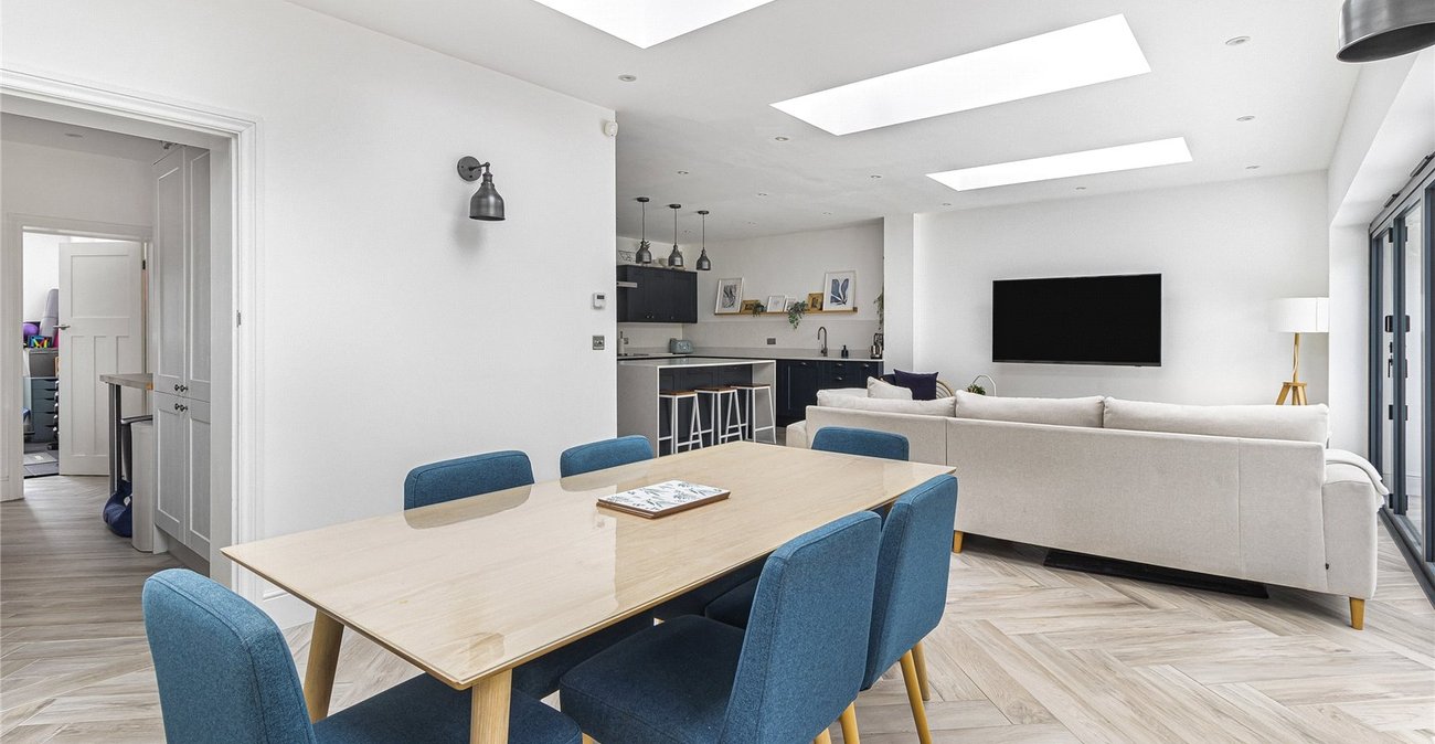 5 bedroom house for sale in South Welling | Robinson Jackson