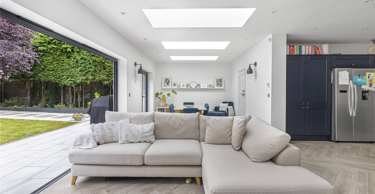 5 bedroom house for sale in South Welling | Robinson Jackson