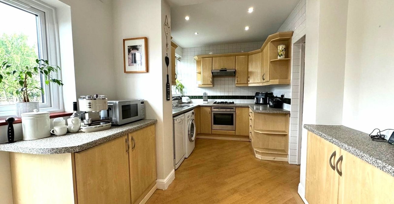 4 bedroom house for sale in South Welling | Robinson Jackson