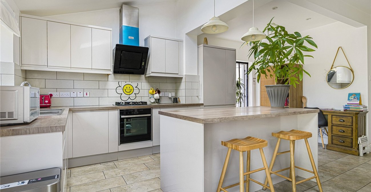 3 bedroom house for sale in Welling | Robinson Jackson