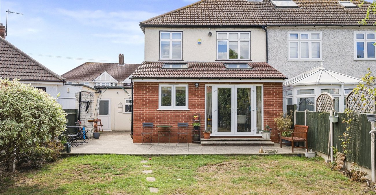 3 bedroom house for sale in Welling | Robinson Jackson