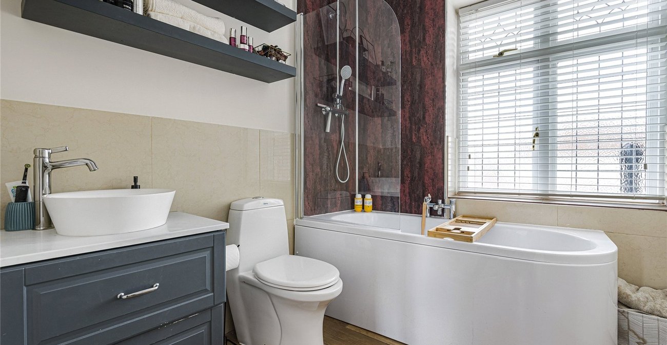 4 bedroom house for sale in Welling | Robinson Jackson