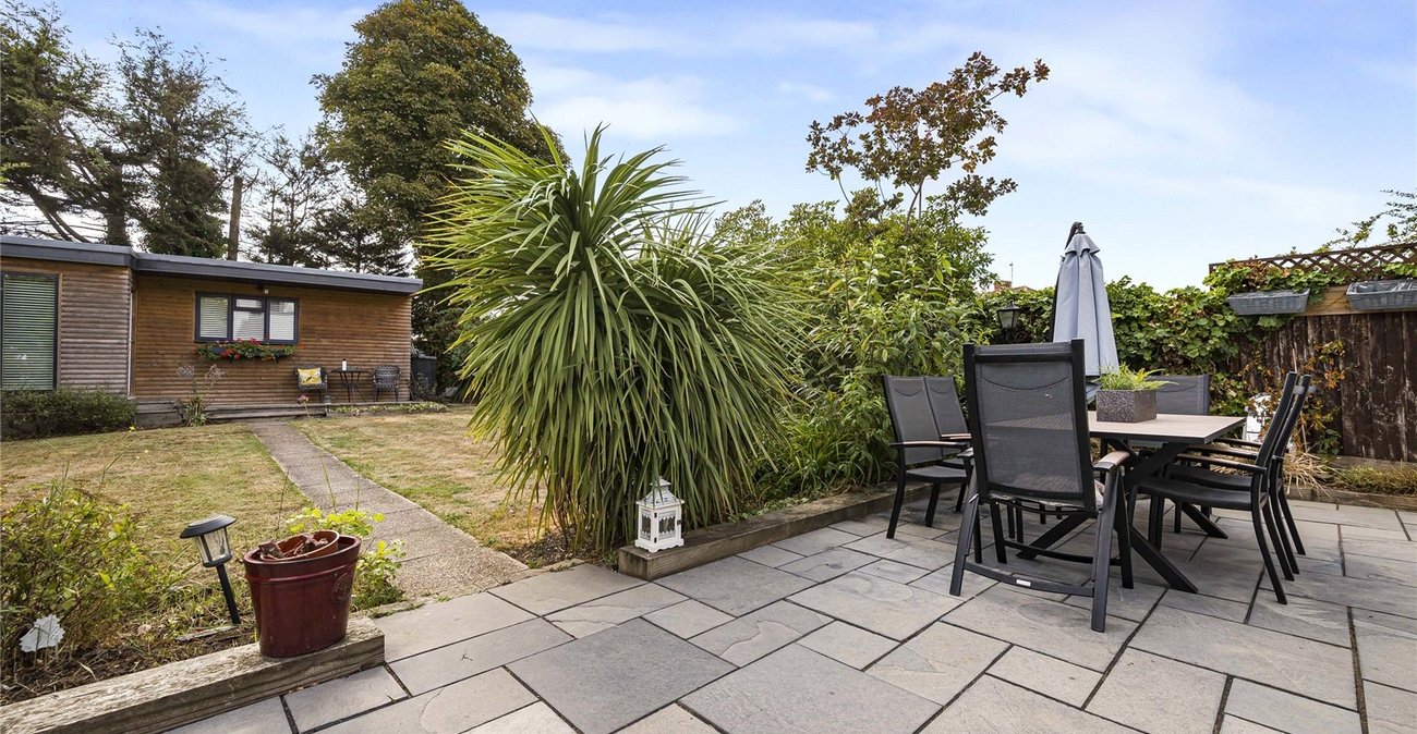 4 bedroom house for sale in Welling | Robinson Jackson