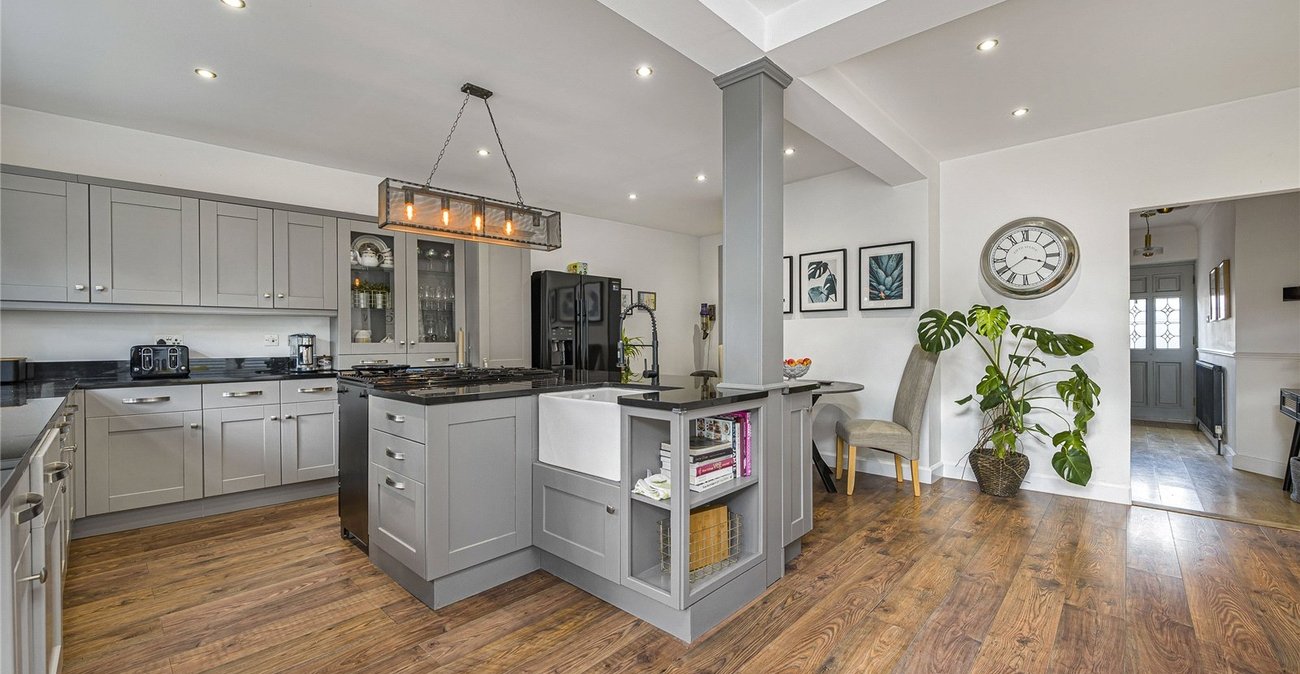 4 bedroom house for sale in Welling | Robinson Jackson